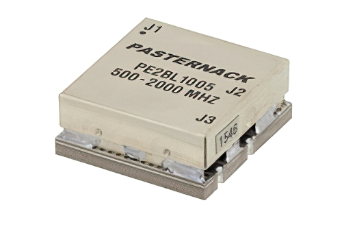 Балун с трансформацией волнового сопротивления 50 Ом на 25 Ом в диапазоне частот от 500 МГц до 2 ГГц с проходной мощностью до 100 Вт для поверхностного монтажа (SMT)
